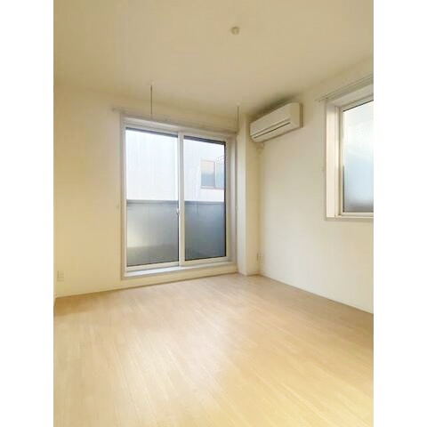 大和市中央林間４丁目の賃貸マンションの居間・リビング