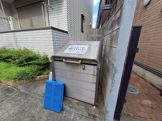Ｍａｉｓｏｎ　ｄｅ　Ｆｌｅｕｒのその他共用部分|★敷地内ゴミストッカー★