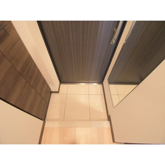 ＧＥＮＯＶＩＡ東中野ｓｋｙｇａｒｄｅｎの玄関