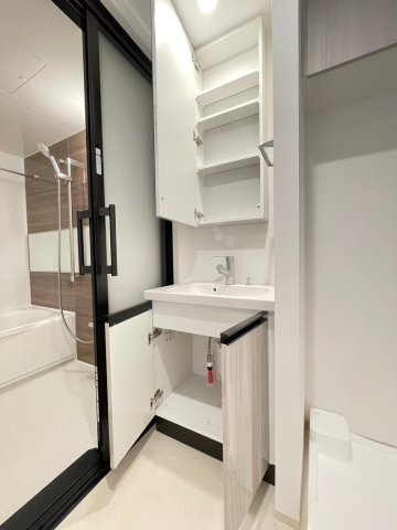 DIPS野方RESIDENCEの独立洗面台