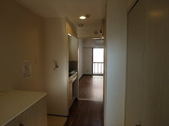 メゾンドール西荻窪の玄関