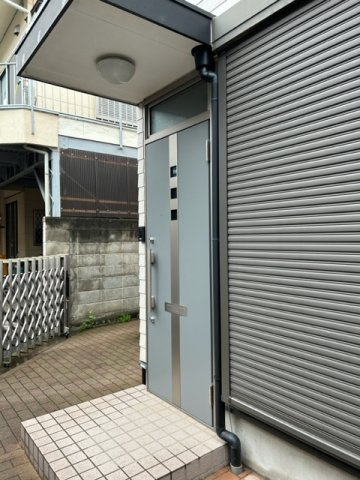 メゾネットTのエントランス