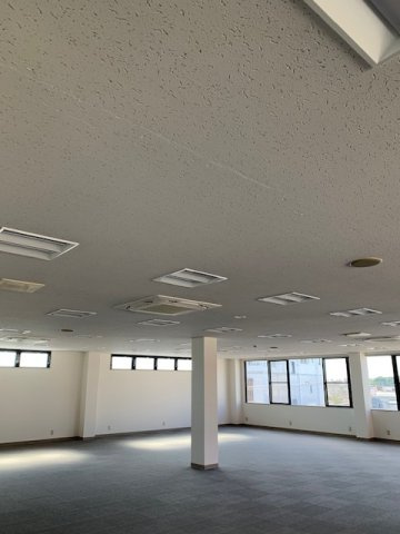 第2ＫＩビルの内装|事務所内