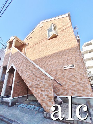 COZY2210の外観|おしゃれなレンガ調の外観、コージー2210