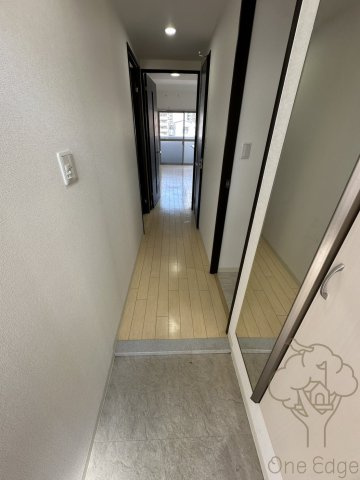 ルミエール北梅田の玄関