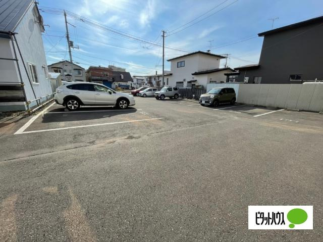 グレンツェントディーアの駐車場