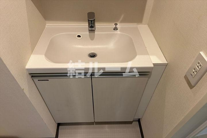 板橋区小茂根２丁目の賃貸マンションの洗面所