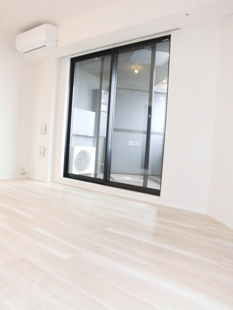 プライムメゾン本郷の洋室|※写真は同タイプの別室になります