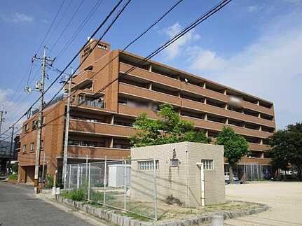広島市安佐南区川内５丁目の中古マンション