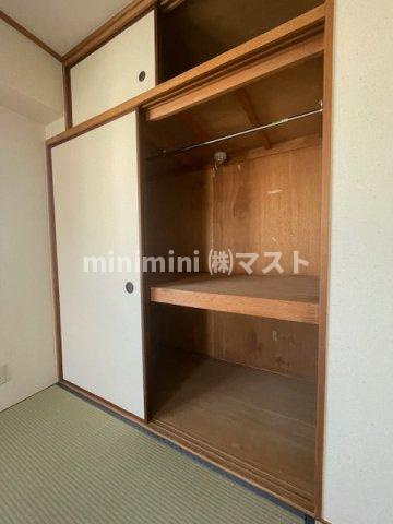 ドーム1番館の収納