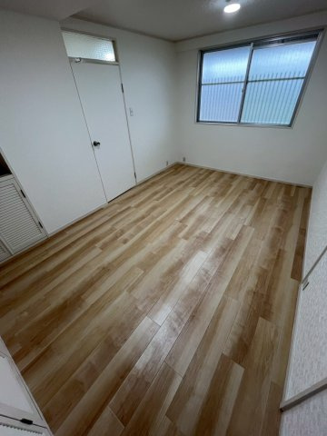 コボリクラスタ西宮北口の内装