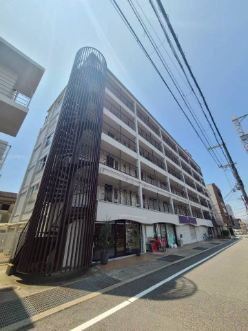 コボリクラスタ西宮北口の外観