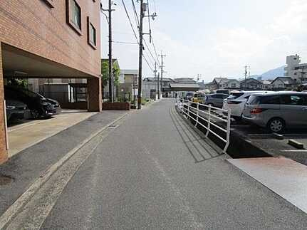 ダイアパレスパークサイド川内の周辺