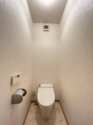 【トイレ】 | ルミエール静B棟 | 温水洗浄暖房便座