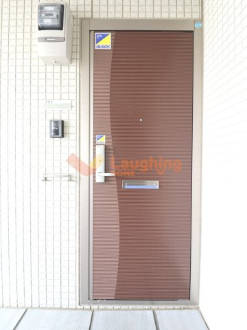 久留米市津福本町のアパートの玄関|毎日通る玄関はこちらです