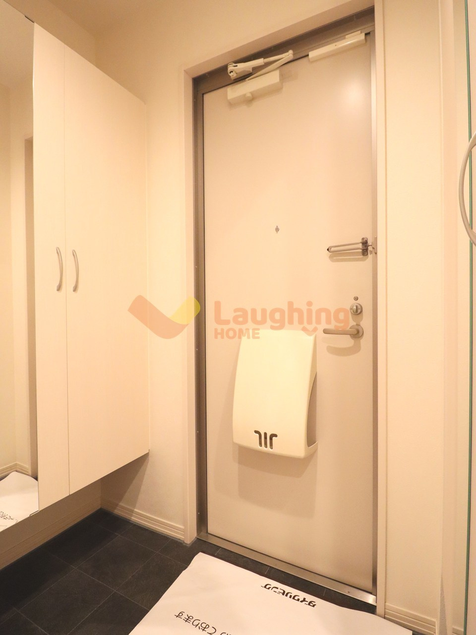 久留米市津福本町のアパートの玄関|落ち着いた玄関です