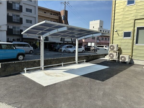 レアルグレイスのその他共用部分|駐輪場に自転車も停められます♪