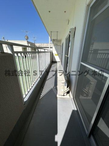仲介手数料0円！アーバンドエル西春駅前　のバルコニー