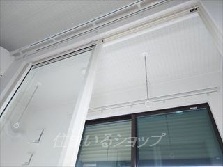 安芸高田市吉田町国司のアパートの設備|防犯シャッター・室内物干し・エアコン