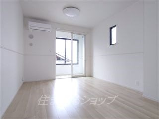 安芸高田市吉田町国司のアパートの居間・リビング|エアコン付き
