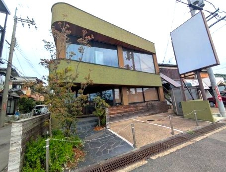 大峰南町店舗