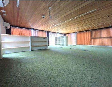 大峰南町店舗の内装