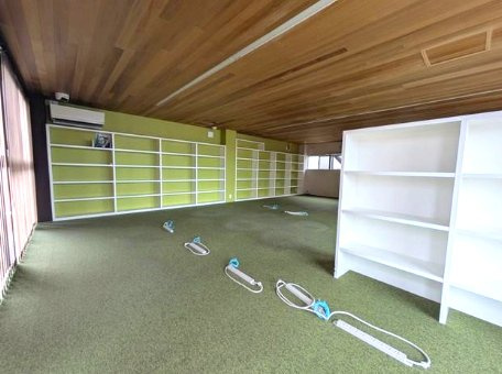 大峰南町店舗の内装