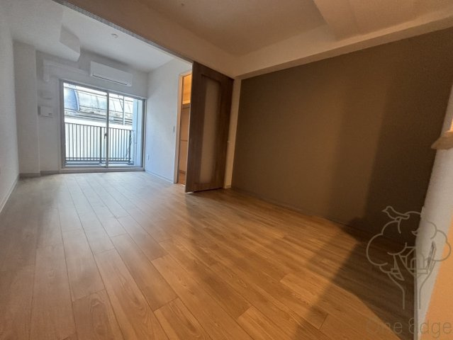 アーバネックス南森町EASTの居間・リビング