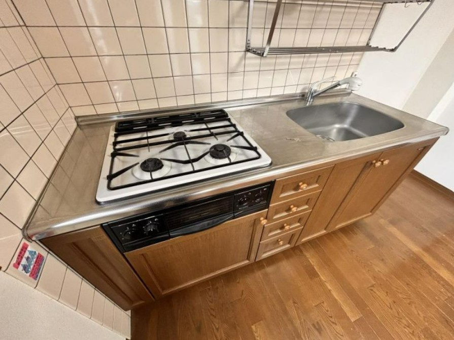 センチュリー大泉学園のキッチン|※別部屋参考写真です