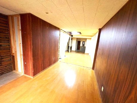 長谷川ビルの内装