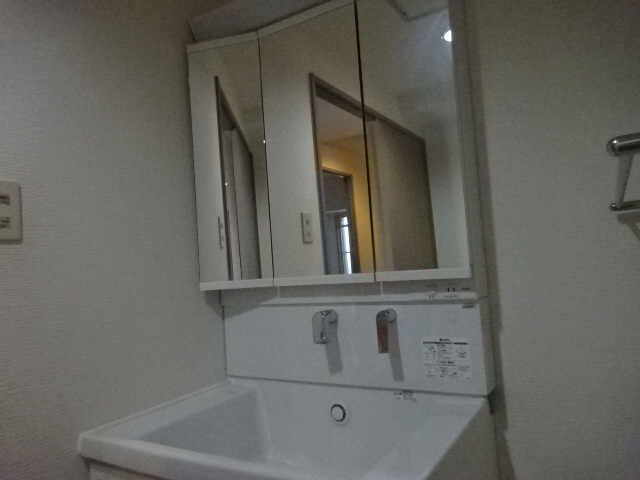 グランシャリオの洗面所