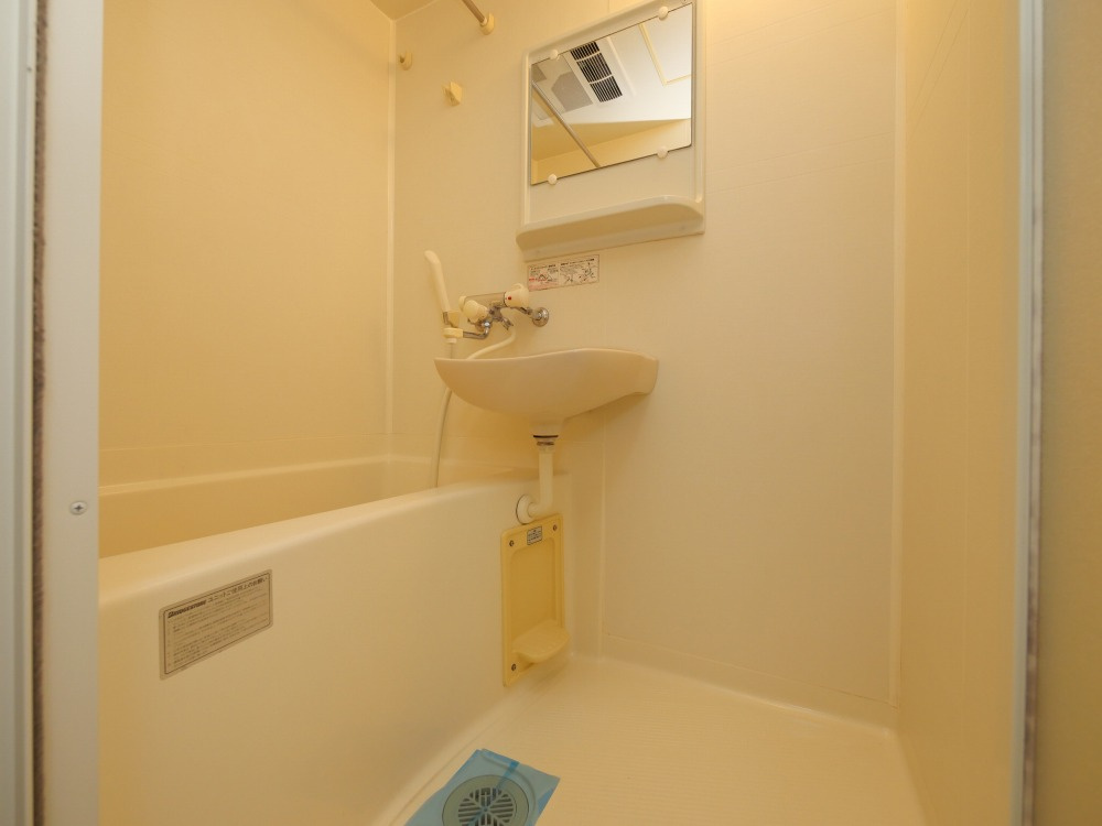 ディナスティ福島の浴室