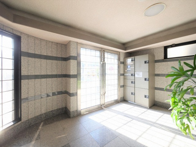 ディナスティ福島のロビー