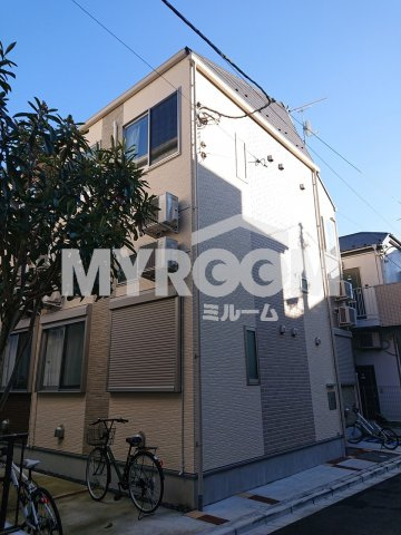 中野区中野５丁目のアパートの外観