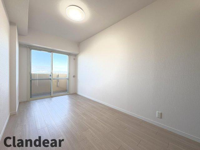 ライオンズタワー竹の塚ガーデンの洋室|ドキドキの新生活も、安心してスタート。ぴったりの住まいを見つけませんか？クランディアが一緒に住まい選びをサポートします‼　まずは、お気軽にお問合せください　＃クランディア