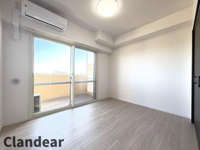 ライオンズタワー竹の塚ガーデンの洋室|ドキドキの新生活も、安心してスタート。ぴったりの住まいを見つけませんか？クランディアが一緒に住まい選びをサポートします‼　まずは、お気軽にお問合せください　＃クランディア