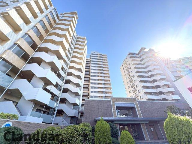 ライオンズタワー竹の塚ガーデンの外観|ドキドキの新生活も、安心してスタート。ぴったりの住まいを見つけませんか？クランディアが一緒に住まい選びをサポートします‼　まずは、お気軽にお問合せください　＃クランディア