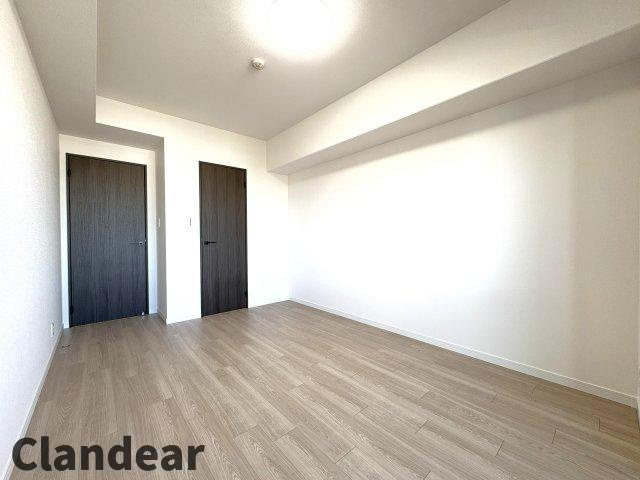 ライオンズタワー竹の塚ガーデンの洋室|ドキドキの新生活も、安心してスタート。ぴったりの住まいを見つけませんか？クランディアが一緒に住まい選びをサポートします‼　まずは、お気軽にお問合せください　＃クランディア