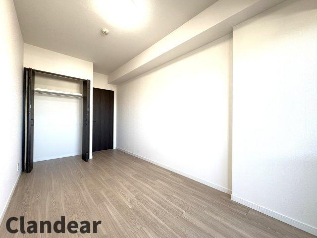 ライオンズタワー竹の塚ガーデンの洋室|ドキドキの新生活も、安心してスタート。ぴったりの住まいを見つけませんか？クランディアが一緒に住まい選びをサポートします‼　まずは、お気軽にお問合せください　＃クランディア