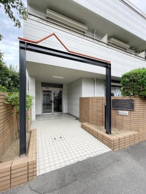 【エントランス】 | アベニューイン