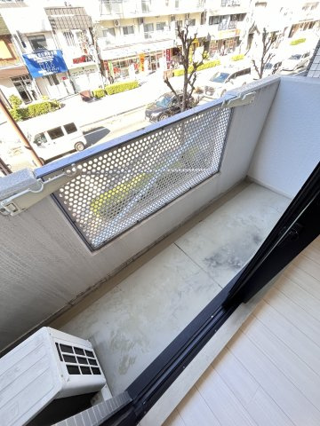 大阪市都島区都島北通１丁目の賃貸マンションのバルコニー