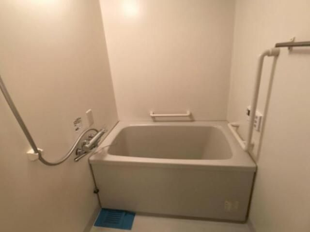 イーストコート町屋の浴室