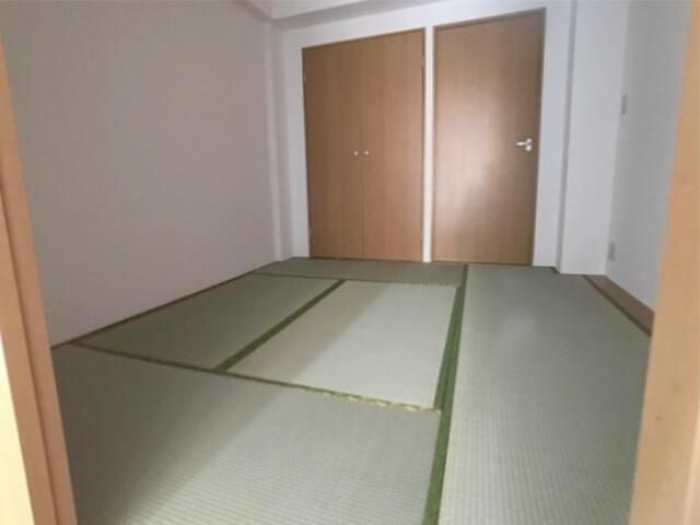 イーストコート町屋の和室