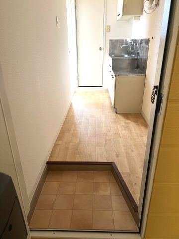 ル・テター壱番館の玄関