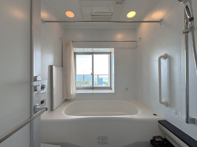 浴室から海を見渡せるビューバス♪