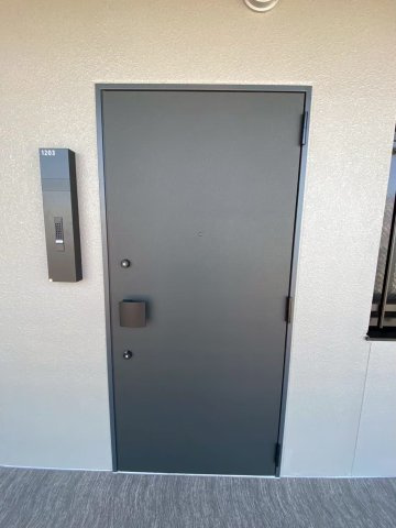 レーベン熊本練兵町／12階の玄関