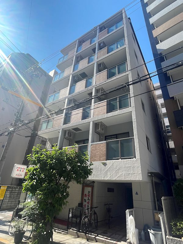 シュロスヒロカズ大手前