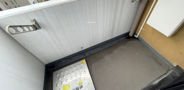クリスタルブライト本町東のバルコニー