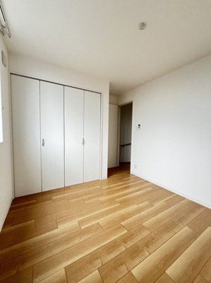 【寝室】 | アシンプトートA棟 | 洋室5.3帖