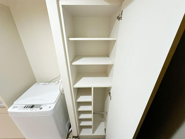 マイナビＳＴＡＹミライエ浦安北栄Ⅱ（レジディア浦安Ⅱ）の玄関